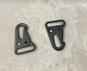 Карабин для ремня. Черный никель матовый 45х25 мм
