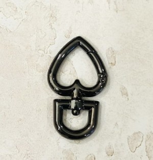 Карабин для сумки. Черный никель 10 мм