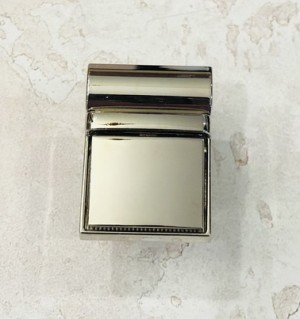 Замок для сумки. Никель 29х38 мм