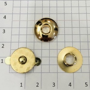 Магнитная кнопка 18 мм. Золото