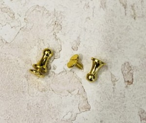 Кобурная кнопка. Золото