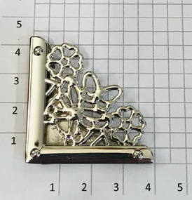 Уголок для сумки. Никель