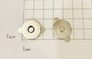 Магнитная кнопка 18 мм. Никель роллинг