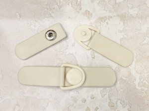 Застежка-клевант с кнопкой