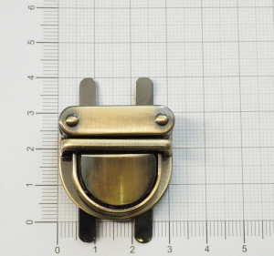 Замок для сумки. Антик браш 30х30 мм