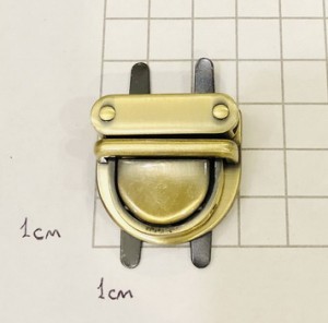 Замок для сумки. Антик браш 30х30 мм