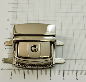 Замок для сумки. Никель 32х32 мм