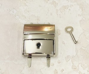 Замок для сумки. Никель 42х42 мм