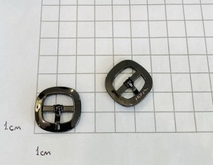 Пряжка. Черный никель 15 мм
