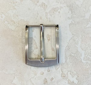 Пряжка ременная. Никель сатен 35 мм