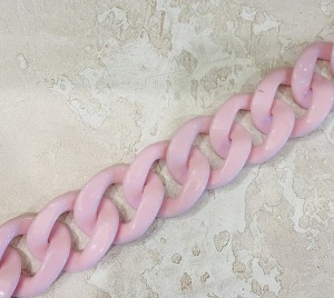 Цепочка пластиковая декоративная 35х33х9 мм