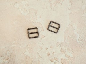 Регулировочная рамка. Черный никель (15 мм)