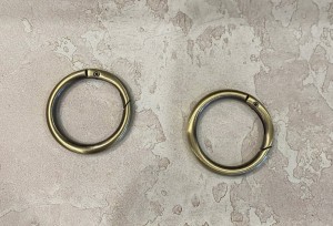 Кольцо карабин для сумки. Антик браш 32 мм