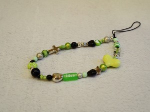 Шнурок для телефона брелок женский украшение браслет на руку