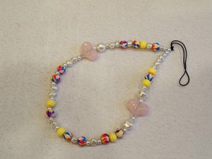 Шнурок для телефона брелок женский украшение браслет на руку