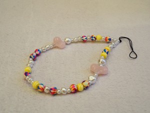 Шнурок для телефона брелок женский украшение браслет на руку