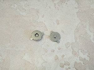 Магнитная кнопка. Никель полированный 14 мм