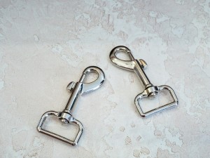 Карабин никель 25 мм