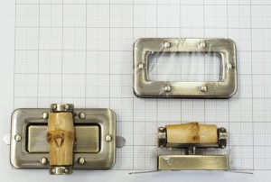 Замок для сумки. Антик браш 41х25 мм