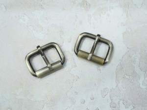 Пряжка с роликом. Антик браш (25 мм)