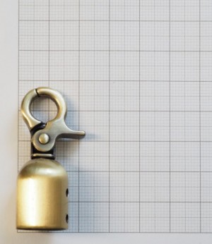 Ручкодержатель с карабином. Антик браш (47х14 мм)