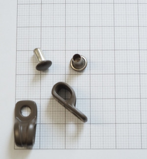 Петля для обуви. Серая эмаль + хольнитен