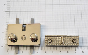 Замок для сумки. Никель 45х30 мм